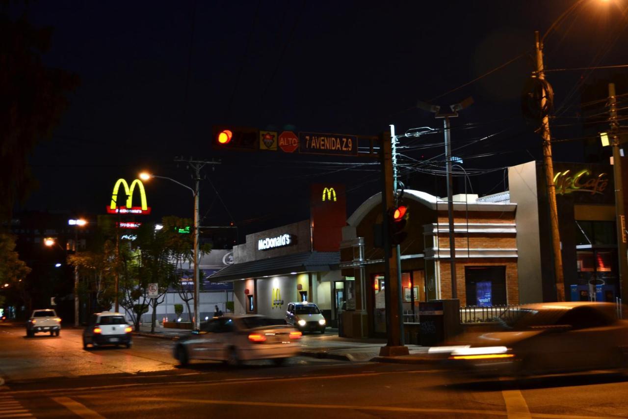 Super Ubicacion Apartment Guatemala City ภายนอก รูปภาพ